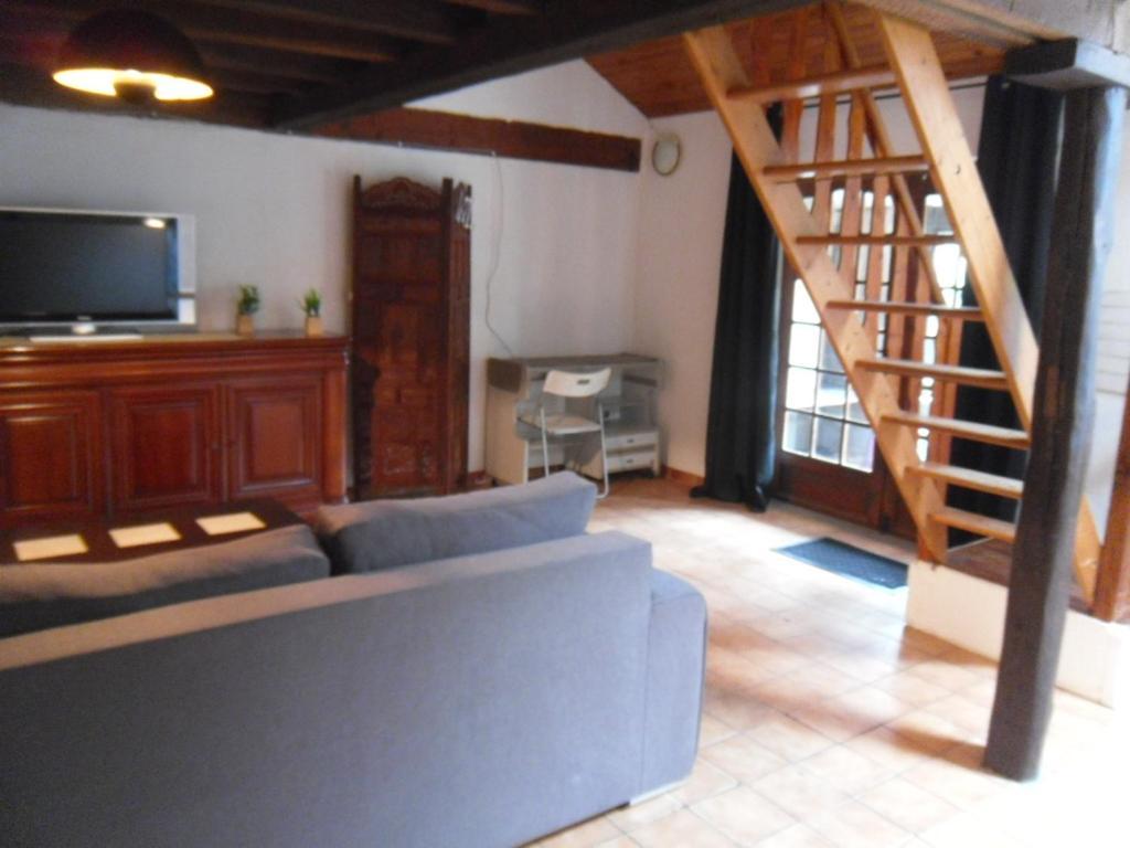Villa La Mini Ferme De Maelou Sermaises Exterior foto