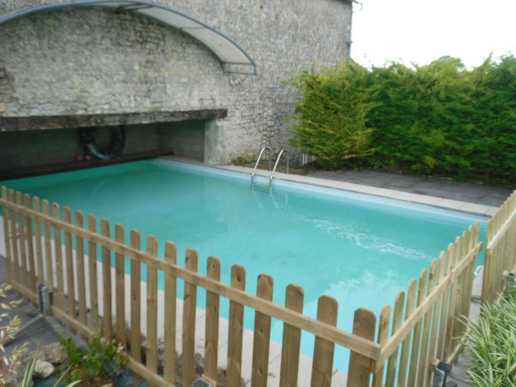 Villa La Mini Ferme De Maelou Sermaises Exterior foto